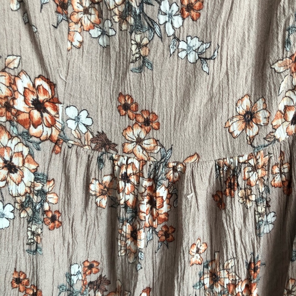 Torrid Walnut Floral Gauze Camo Sz 0 EUC - Picture 6 of 7